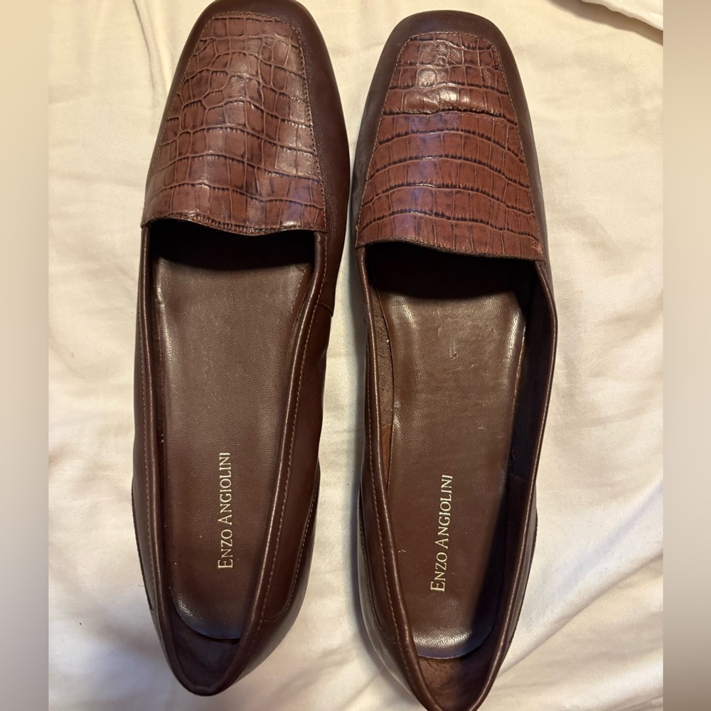 Enzo Angiolini Croc-Embossed Brown Flats